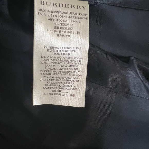 Burberry Trench Coat (Wool and Cashmere) - Picture 4 of 4
